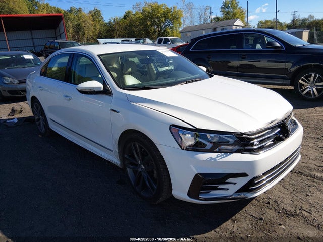 2017 VOLKSWAGEN PASSAT 1.8T R-LINE