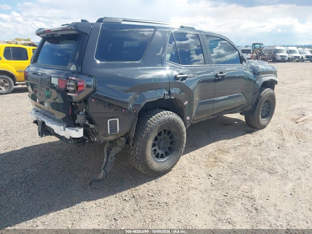 2025 TOYOTA 4RUNNER SR5 4