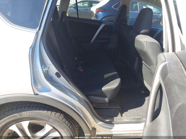 2017 TOYOTA RAV4 LE 8