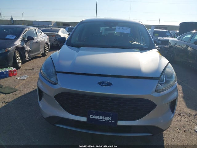 2020 FORD ESCAPE S 13