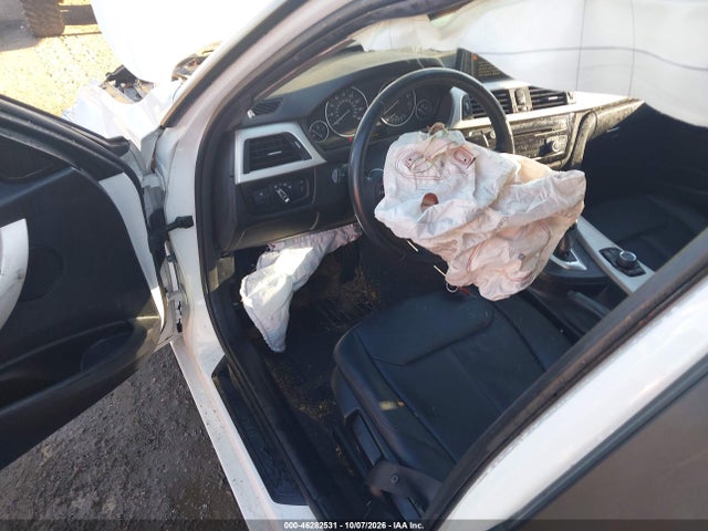 2017 BMW 320I 17
