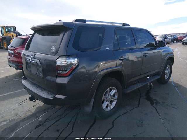 2019 TOYOTA 4RUNNER SR5 4