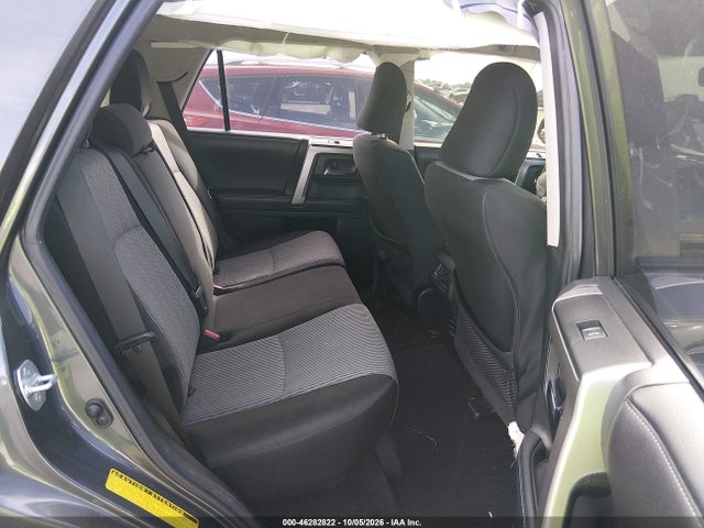 2019 TOYOTA 4RUNNER SR5 8