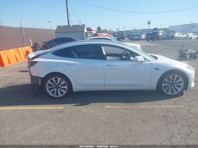 2018 TESLA MODEL 3 LONG RANGE/PERFORMANCE 14