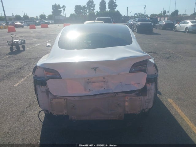 2018 TESLA MODEL 3 LONG RANGE/PERFORMANCE 17