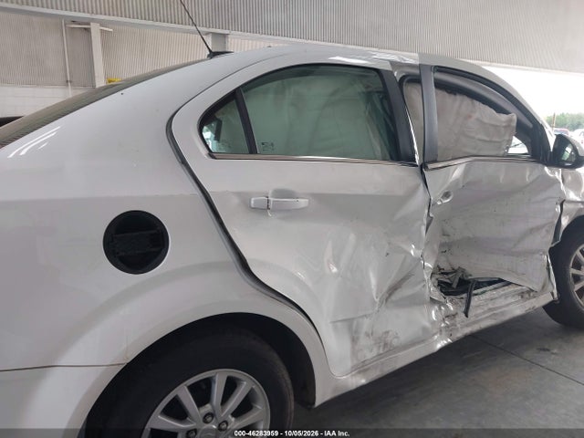 2019 CHEVROLET SONIC LT AUTO 6