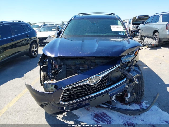 2021 TOYOTA HIGHLANDER PLATINUM 13