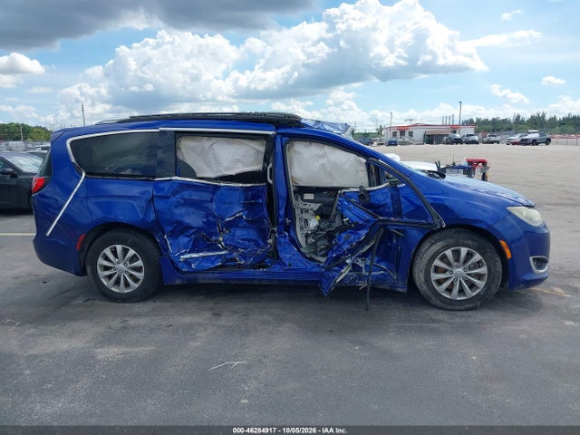 2018 CHRYSLER PACIFICA TOURING L PLUS 13
