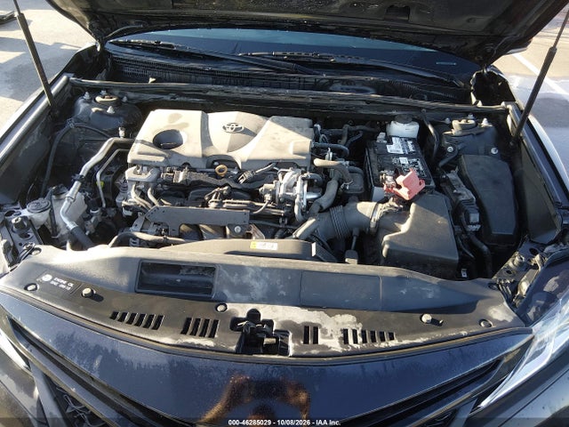 2019 TOYOTA CAMRY SE 10