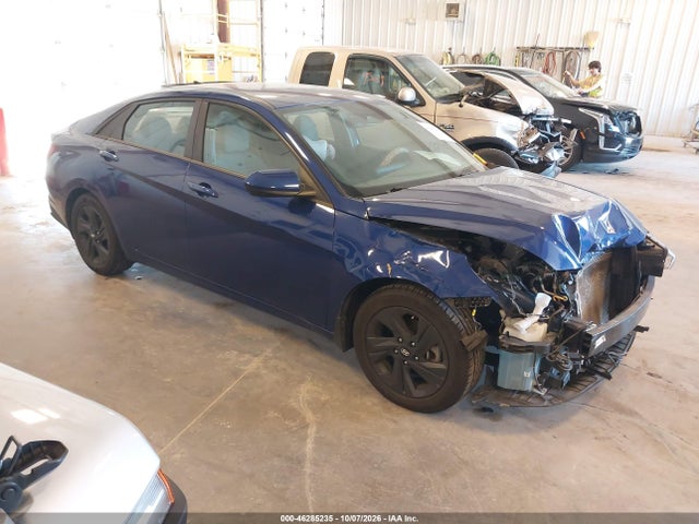 2022 HYUNDAI ELANTRA SEL