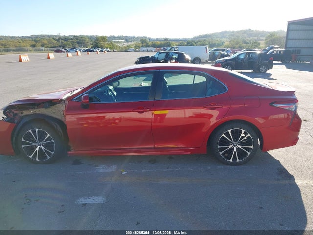 2019 TOYOTA CAMRY SE 15