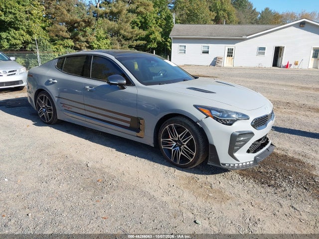 2022 KIA STINGER GT2
