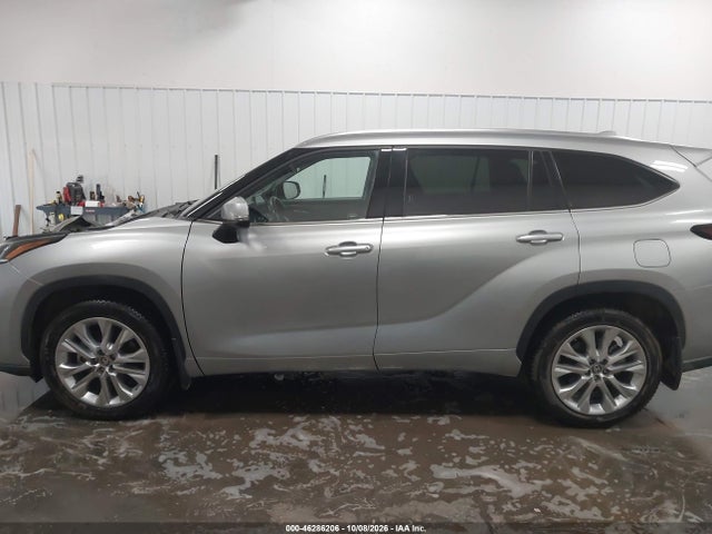 2024 TOYOTA HIGHLANDER LIMITED 15