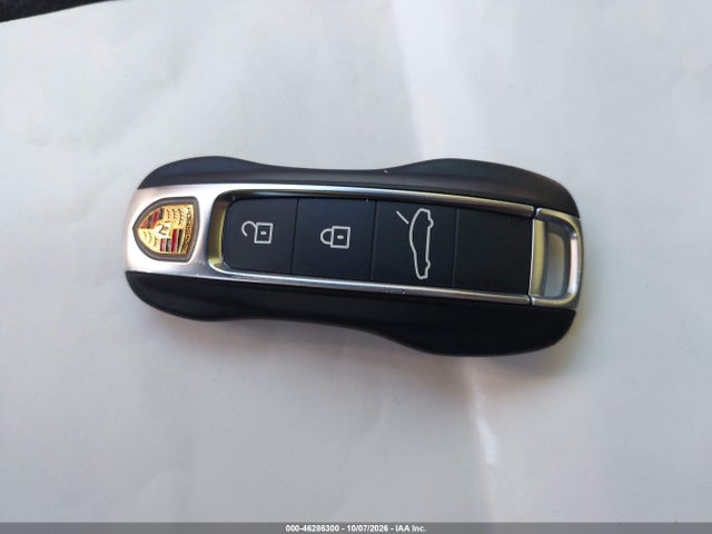 2021 PORSCHE PANAMERA 4 11