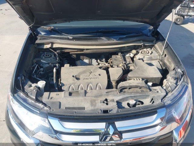2018 MITSUBISHI OUTLANDER SE 10