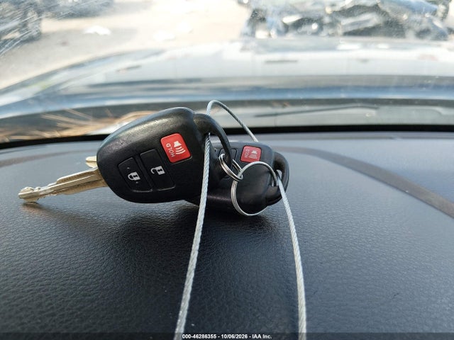 2018 TOYOTA TACOMA SR 11