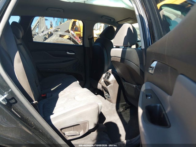 2019 HYUNDAI SANTA FE SE 8