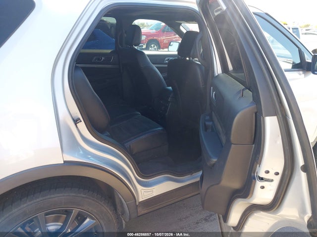 2018 FORD EXPLORER XLT 8