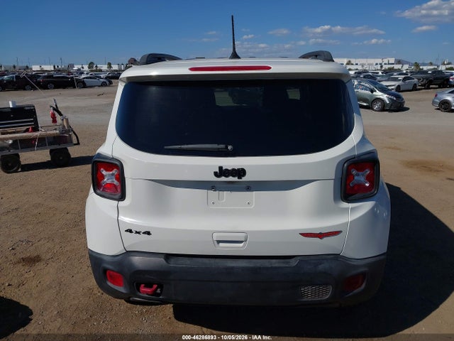 2023 JEEP RENEGADE TRAILHAWK 4X4 17
