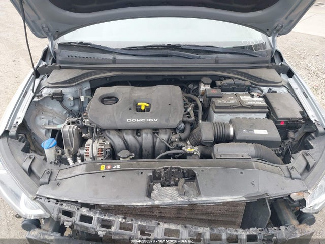 2017 HYUNDAI ELANTRA SE 10
