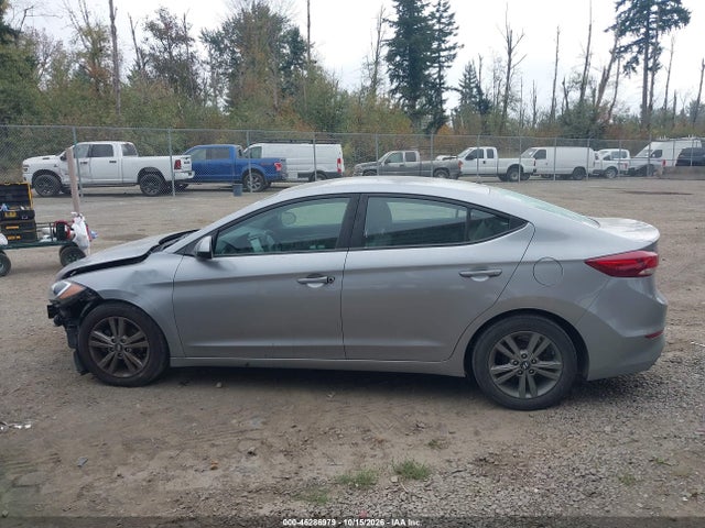 2017 HYUNDAI ELANTRA SE 14
