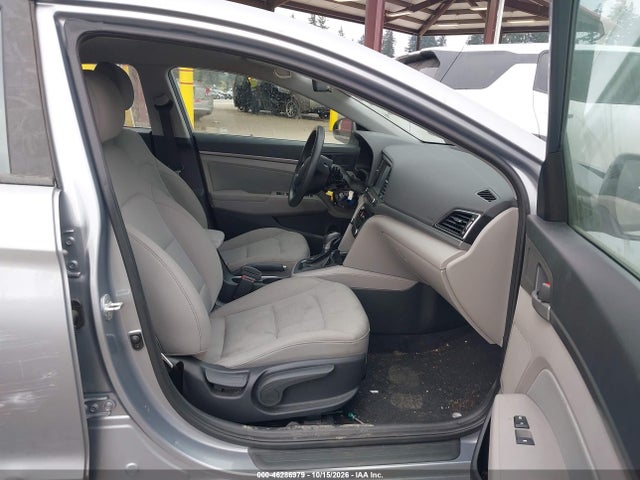 2017 HYUNDAI ELANTRA SE 5