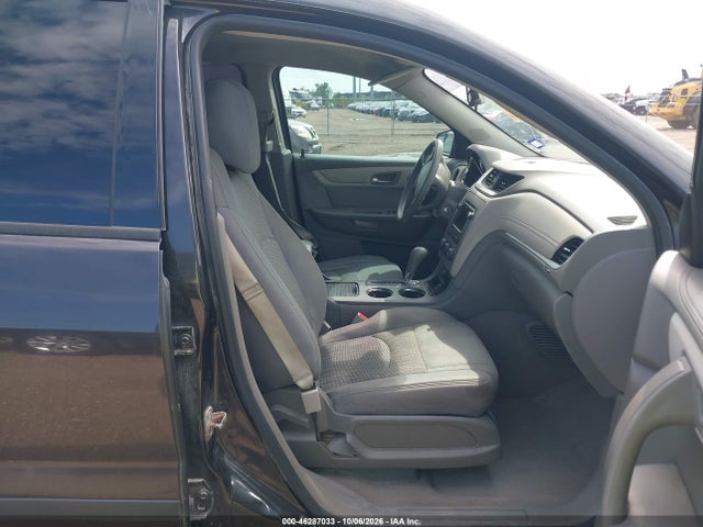 2017 CHEVROLET TRAVERSE LS 5
