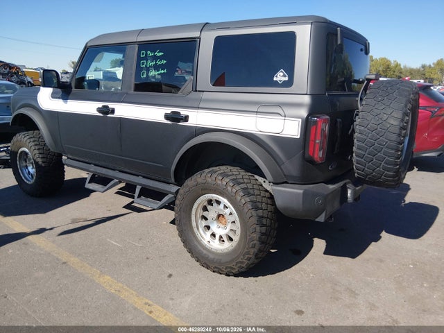 2023 FORD BRONCO OUTER BANKS 3