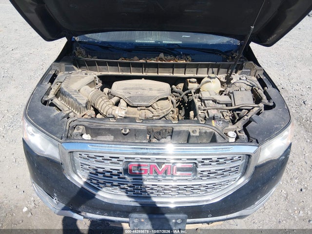 2017 GMC ACADIA DENALI 10