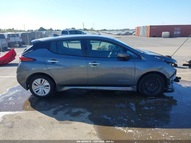 2019 NISSAN LEAF S 14