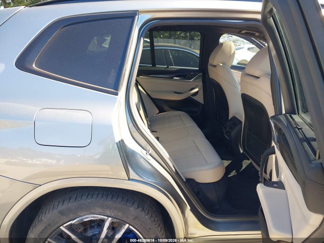 2021 BMW X3 M 8