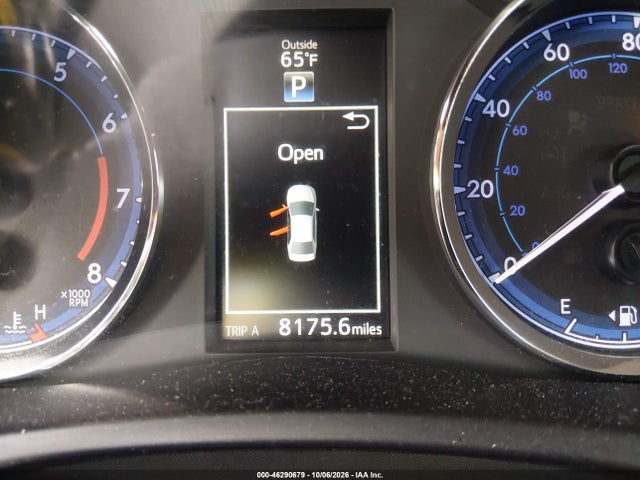 2019 TOYOTA COROLLA SE 15