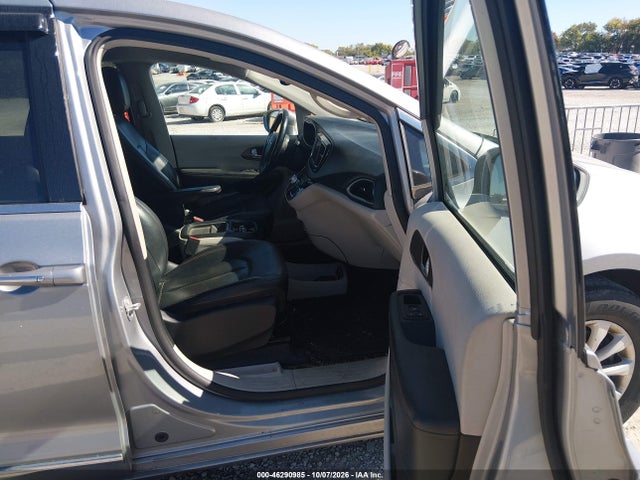 2018 CHRYSLER PACIFICA TOURING L 5
