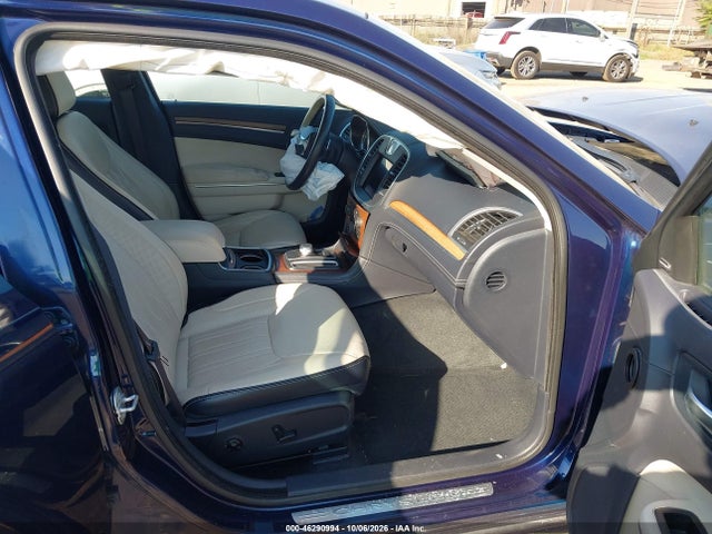 2017 CHRYSLER 300C PLATINUM 5