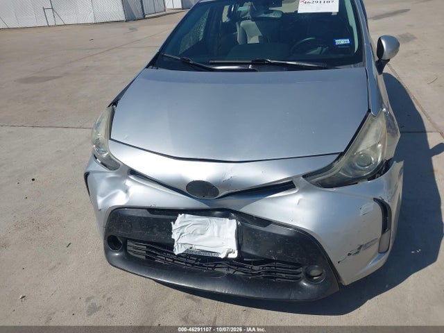 2017 TOYOTA PRIUS V FIVE 12