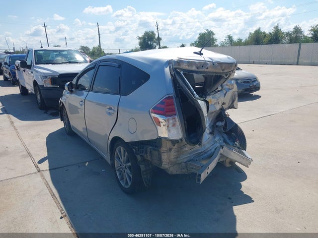 2017 TOYOTA PRIUS V FIVE 3