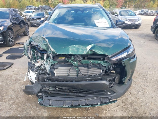 2026 TOYOTA COROLLA CROSS LE 6