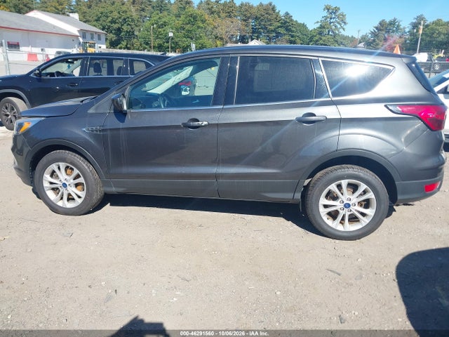 2019 FORD ESCAPE SE 6