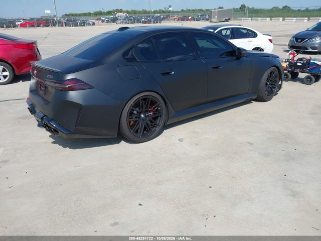 2025 BMW M5 4