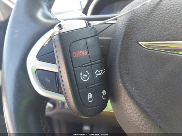 2018 CHRYSLER 300 LIMITED 11