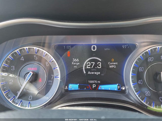 2018 CHRYSLER 300 LIMITED 15