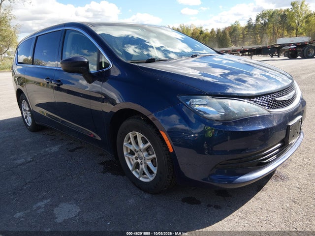 2020 CHRYSLER VOYAGER LX