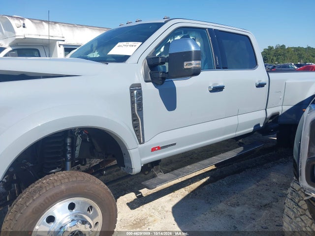 2026 FORD F-450 PLATINUM 14
