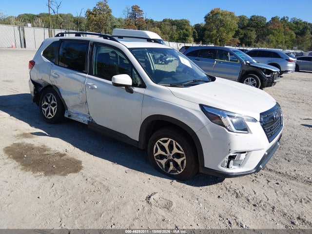 2022 SUBARU FORESTER PREMIUM