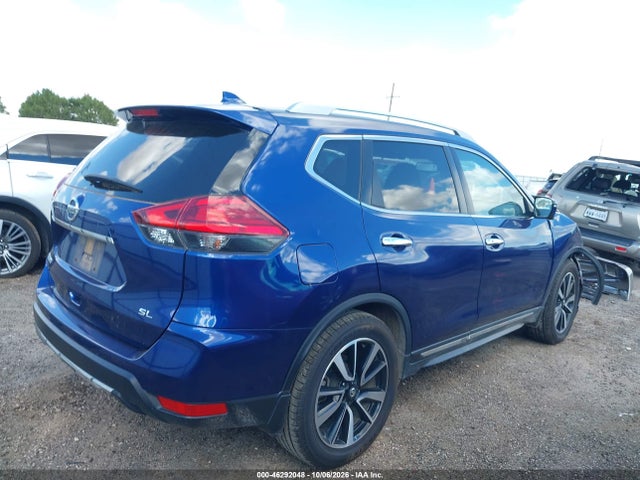 2017 NISSAN ROGUE SL 4