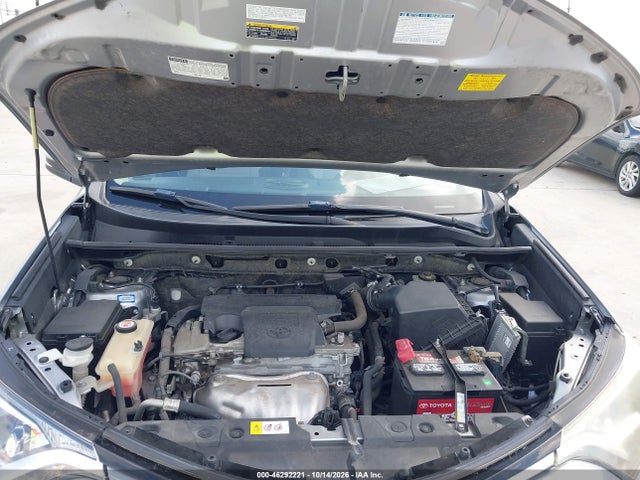 2018 TOYOTA RAV4 XLE 10