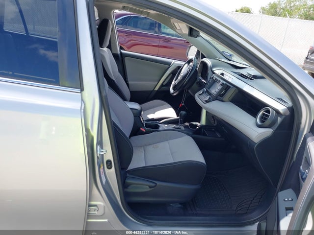 2018 TOYOTA RAV4 XLE 5