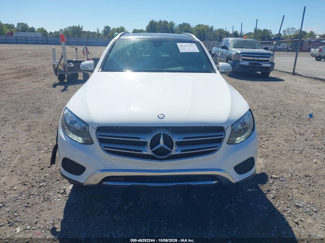 2017 MERCEDES-BENZ GLC 300 12