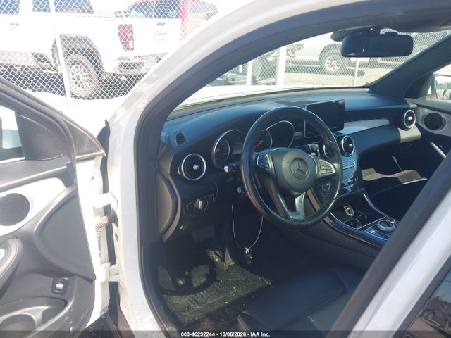 2017 MERCEDES-BENZ GLC 300 17