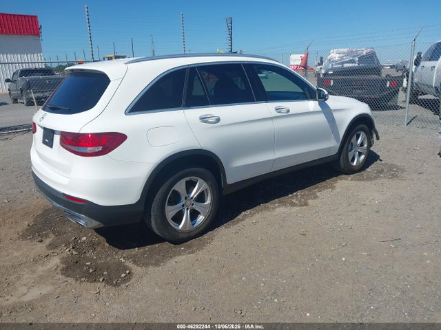 2017 MERCEDES-BENZ GLC 300 4
